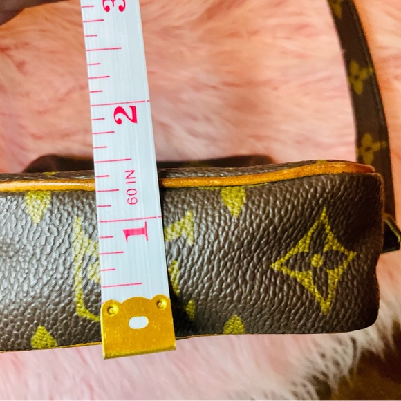 AUTHENTIC Vintage Louis Vuitton Danube crossbody camera bag - Picture 11 of 11